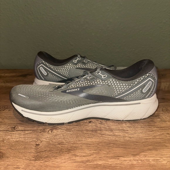 Brooks Mens Ghost 15 Gray‎ Mens Size 11 D Running Shoes Sneakers - Picture 3 of 11